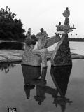 1987_space balance with ballons